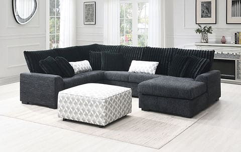 Brady Sectional (Black)