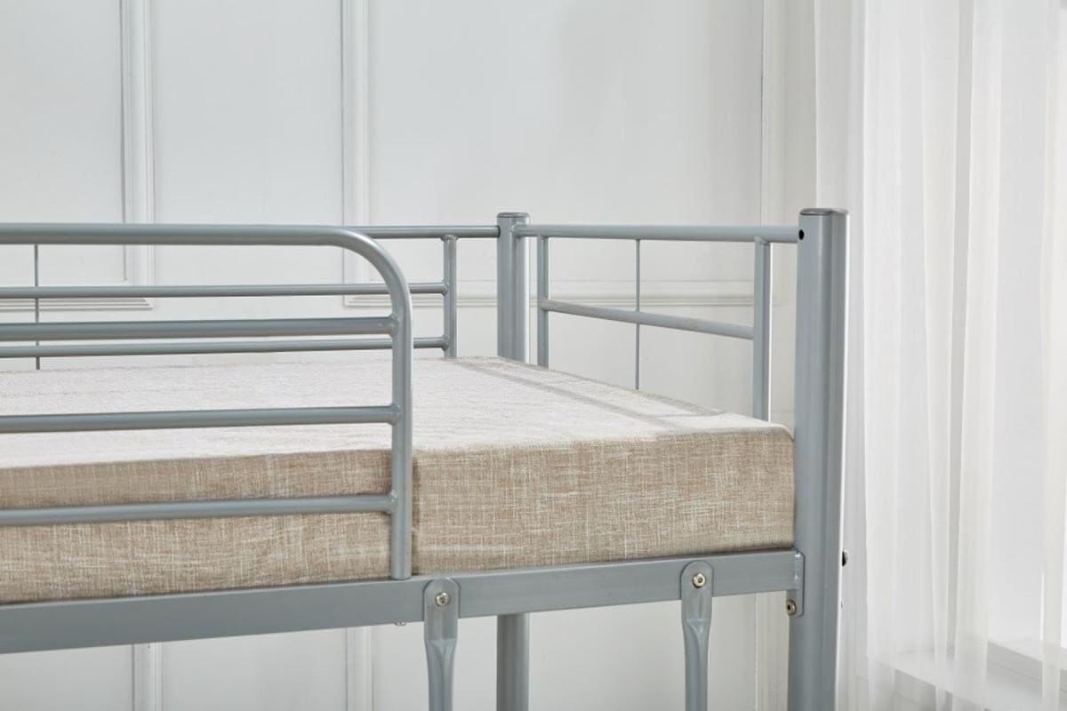 Dos Hermanos – Bunk Bed