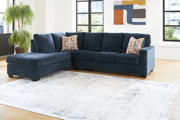 Aviemore 2-Piece Sectional with LAF Chaise INK