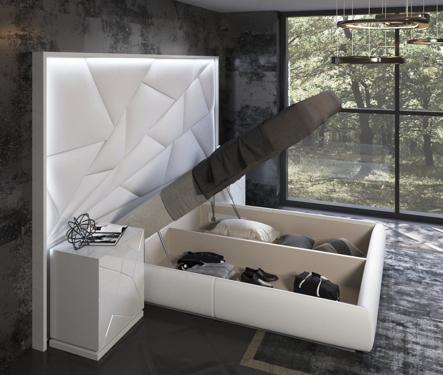 Majesty Bedroom w/light and Kiu cases