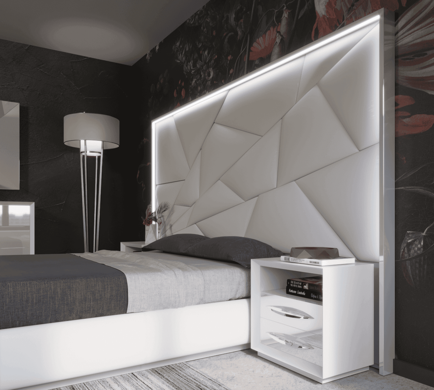 Majesty Bed w/light