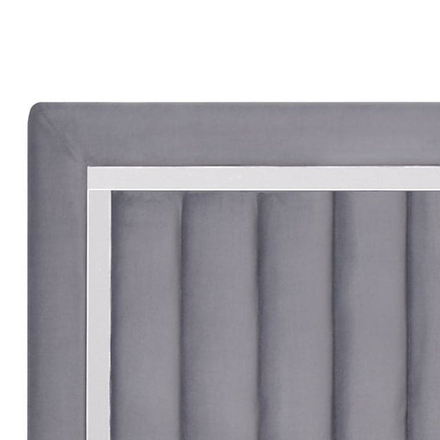 HH820 Gray Bed