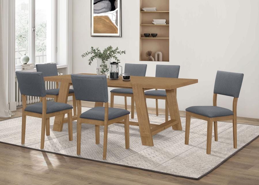 DINING CHAIR