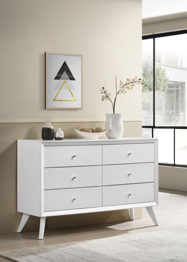 DRESSER