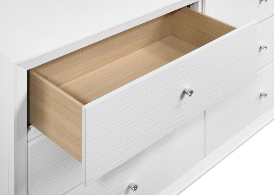 DRESSER