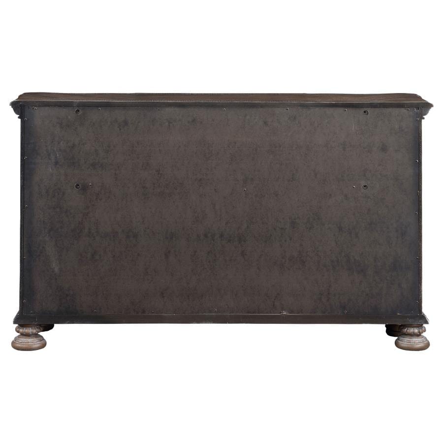 DRESSER