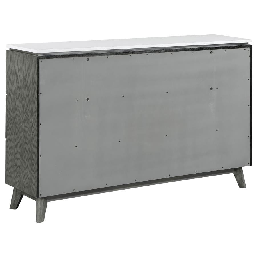 DRESSER