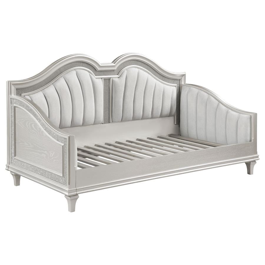 DAYBED