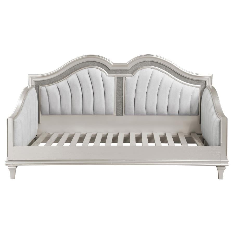 DAYBED