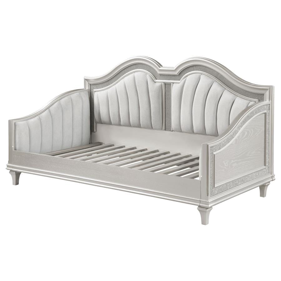 DAYBED