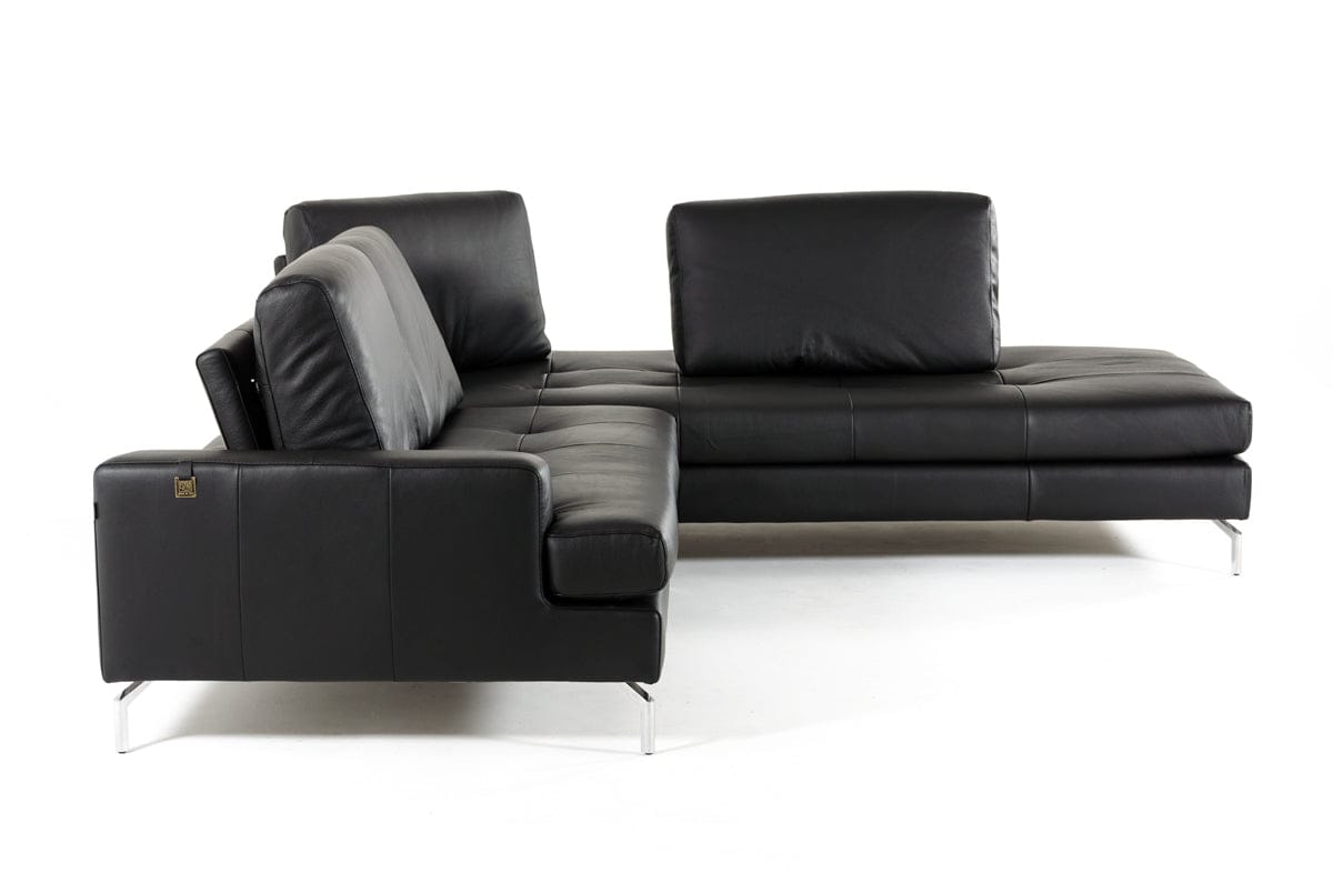 Estro Salotti Voyager - Modern Black Leather Right Facing Sectional Sofa