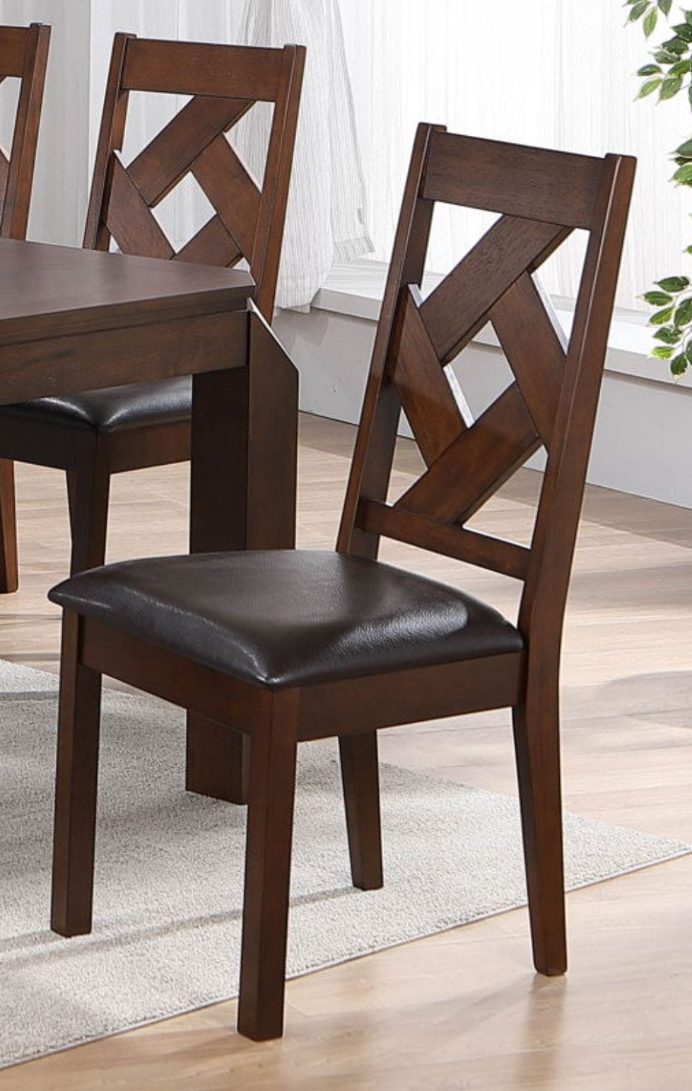 Diamond – Table