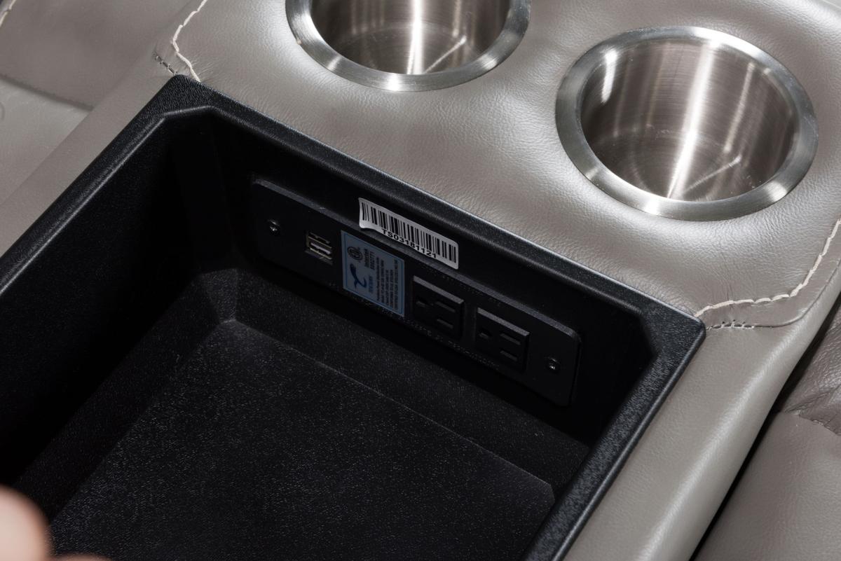 Starwood – Loveseat Recliner