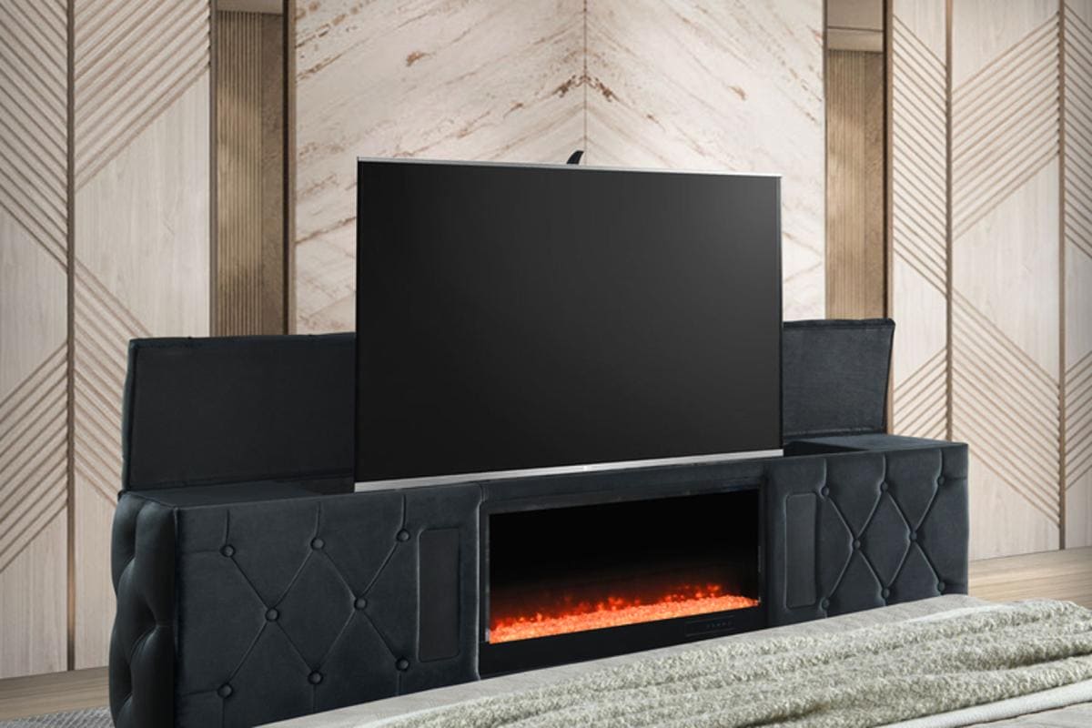Diane – Bed / footboard fireplace display