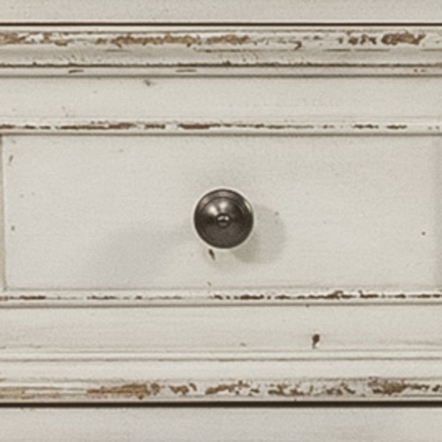 Magnolia Manor Dresser & Mirror
