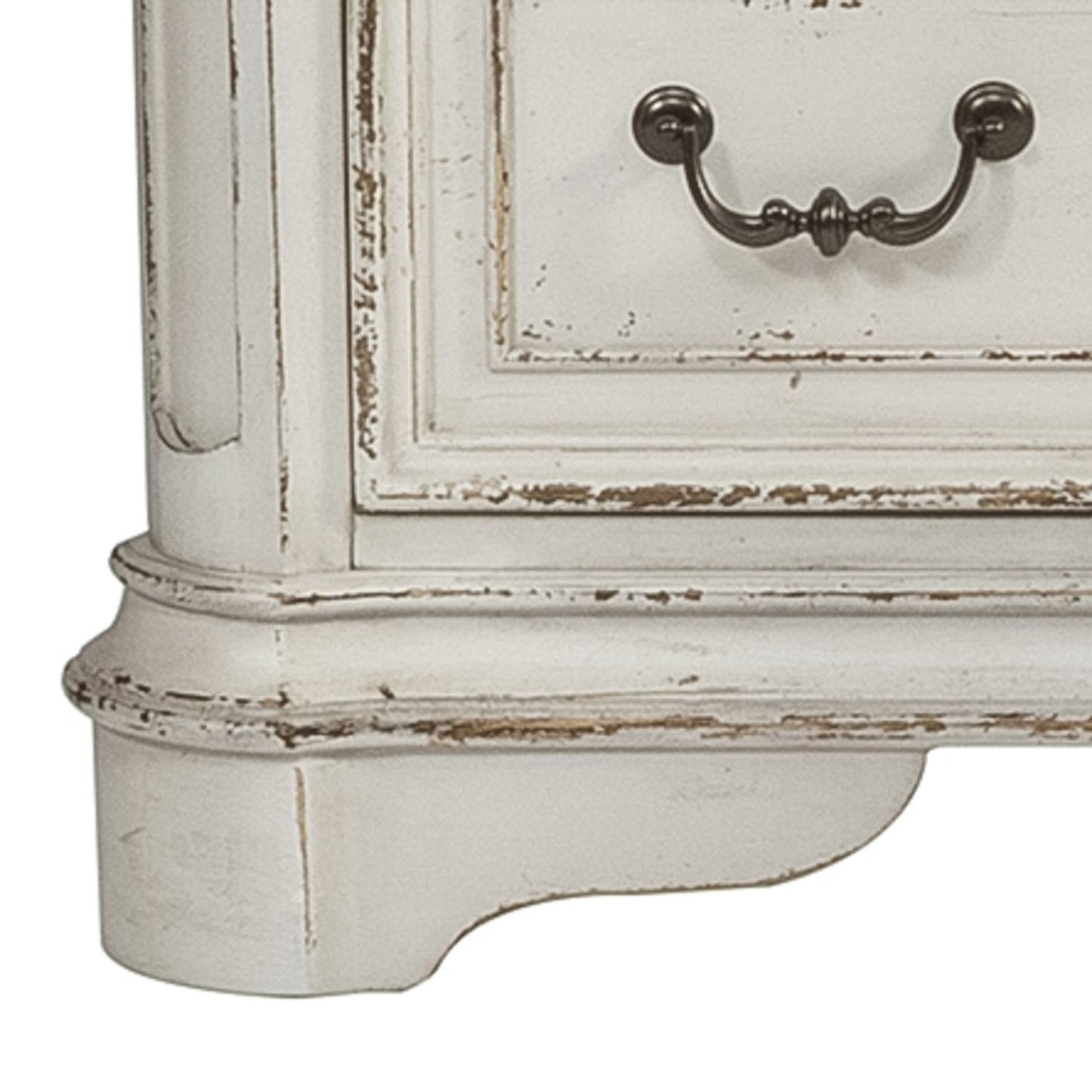 Magnolia Manor Dresser & Mirror