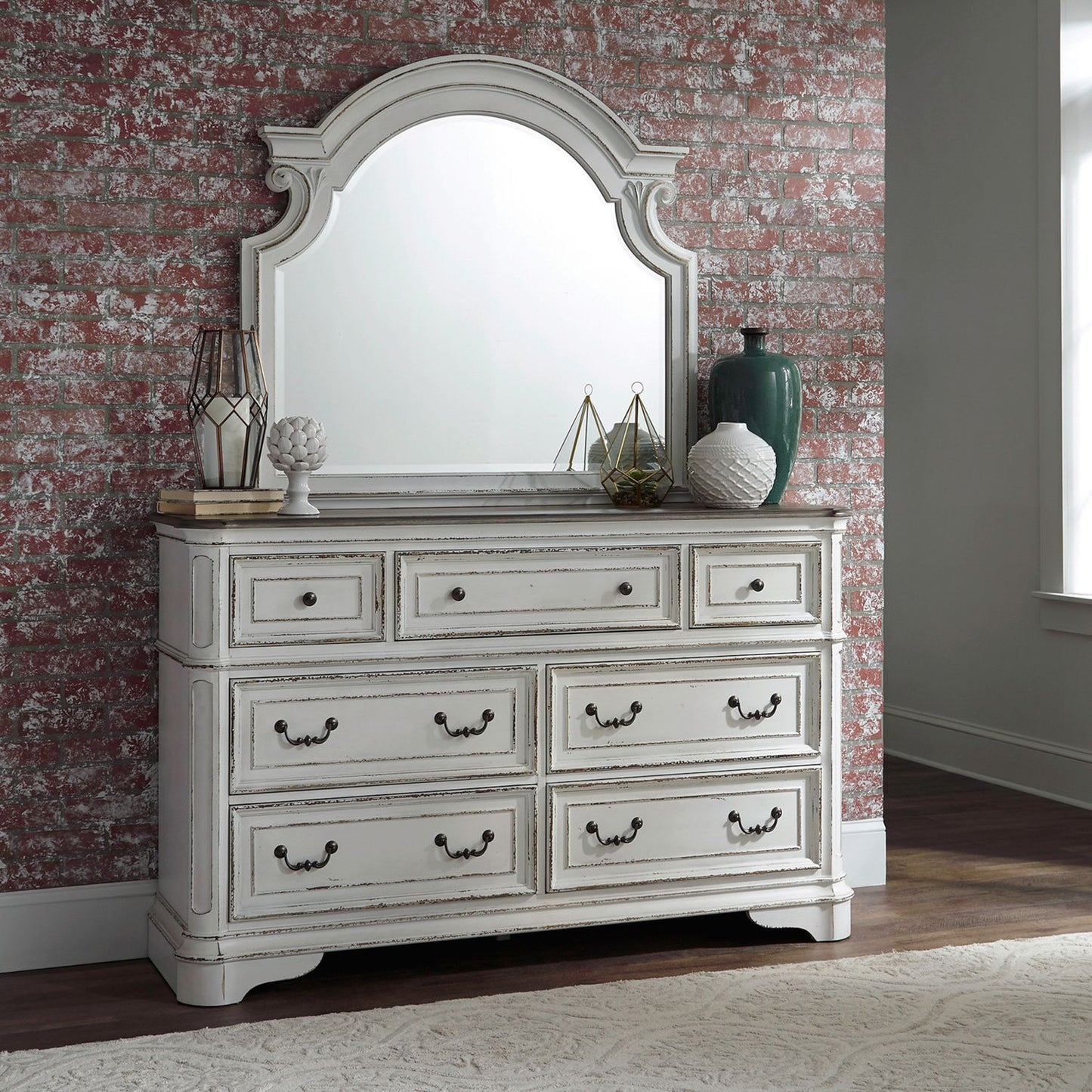Magnolia Manor Dresser & Mirror