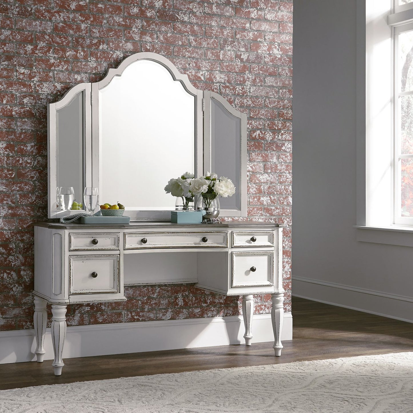 Magnolia Manor Vanity Desk