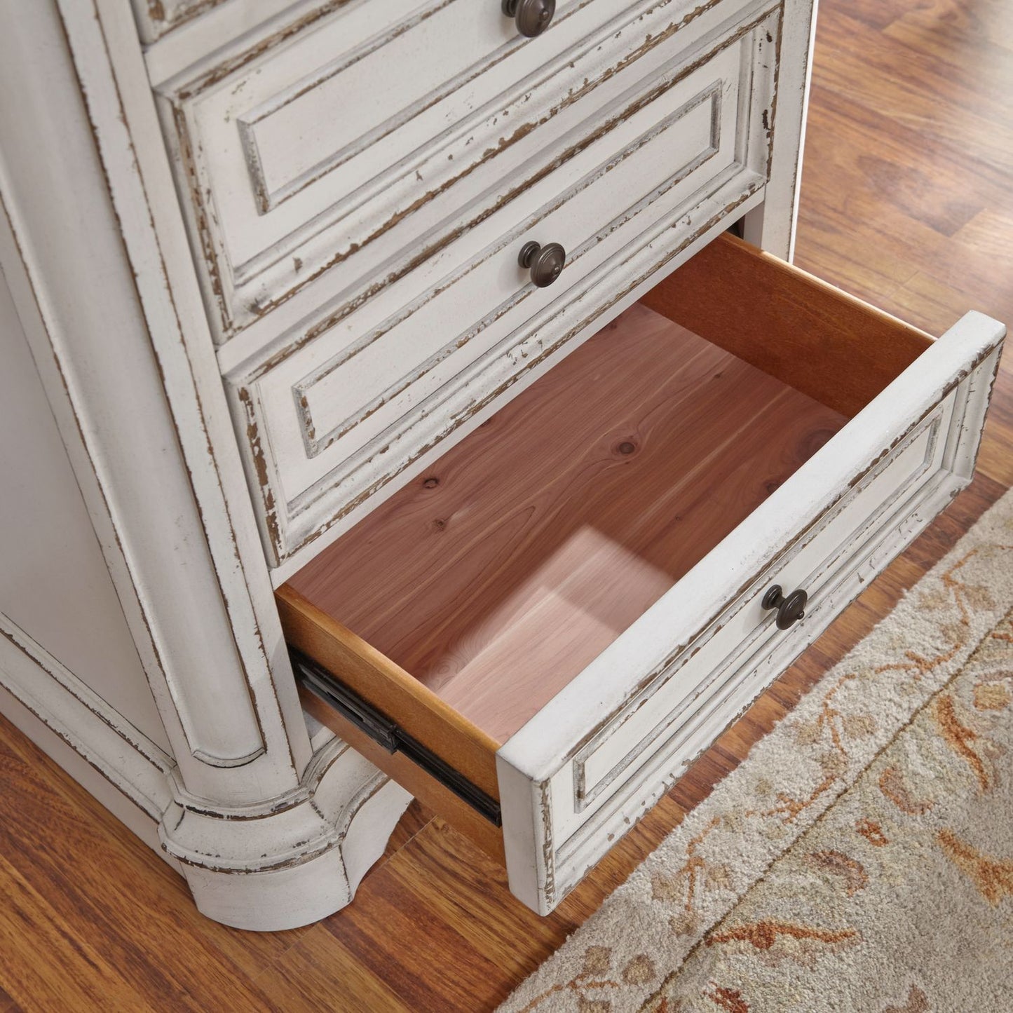 Magnolia Manor Lingerie Chest