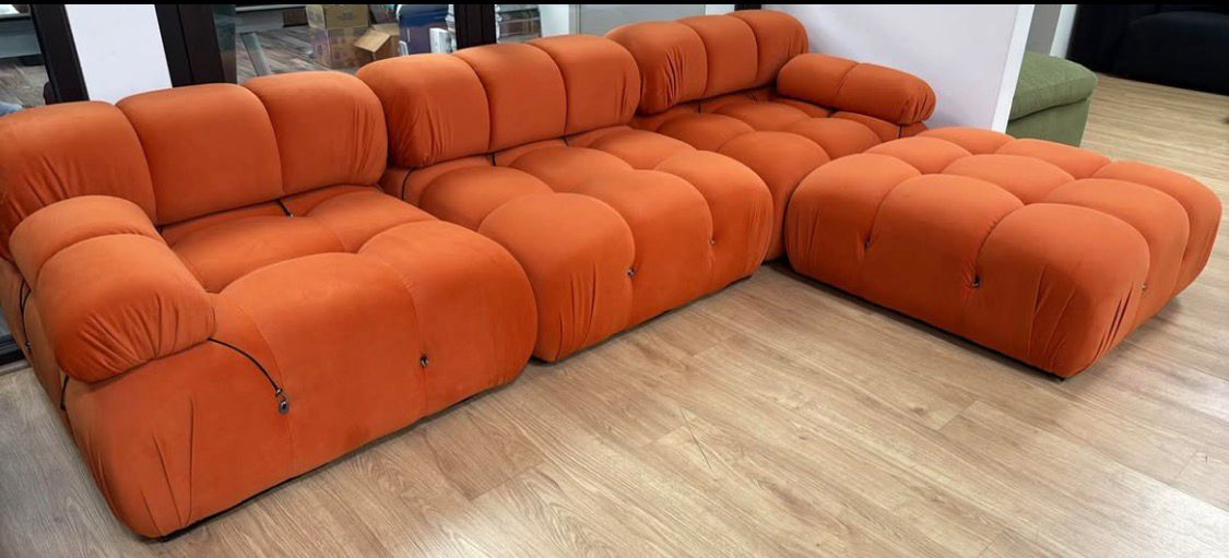 Atun Orange sectional