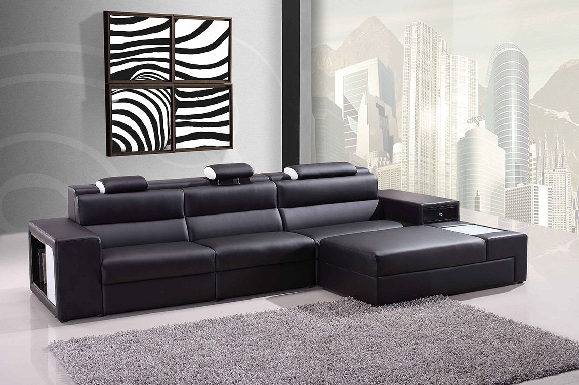 Polaris Mini Black Contemporary Bonded Leather Right Facing Sectional Sofa