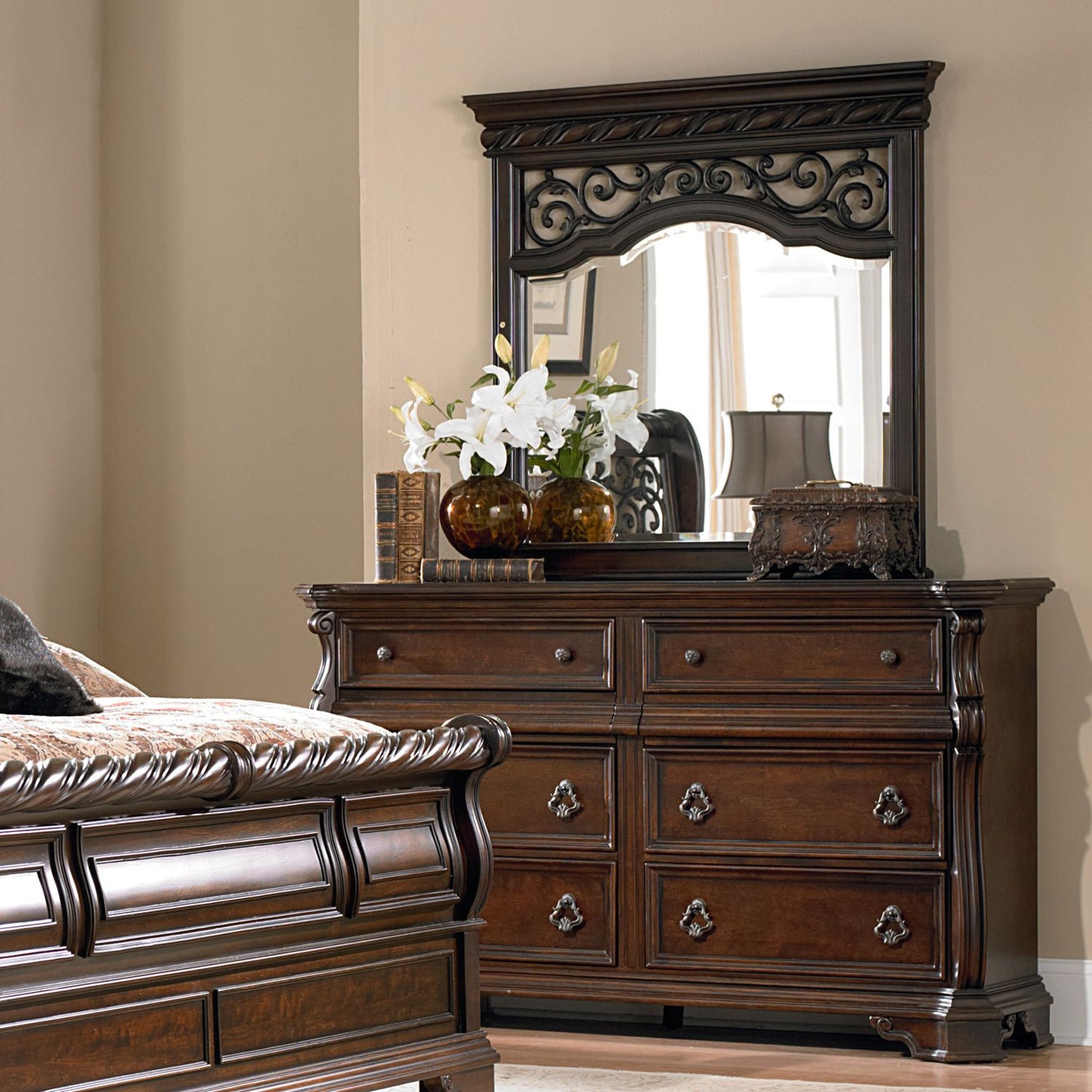 Arbor Place Dresser & Mirror