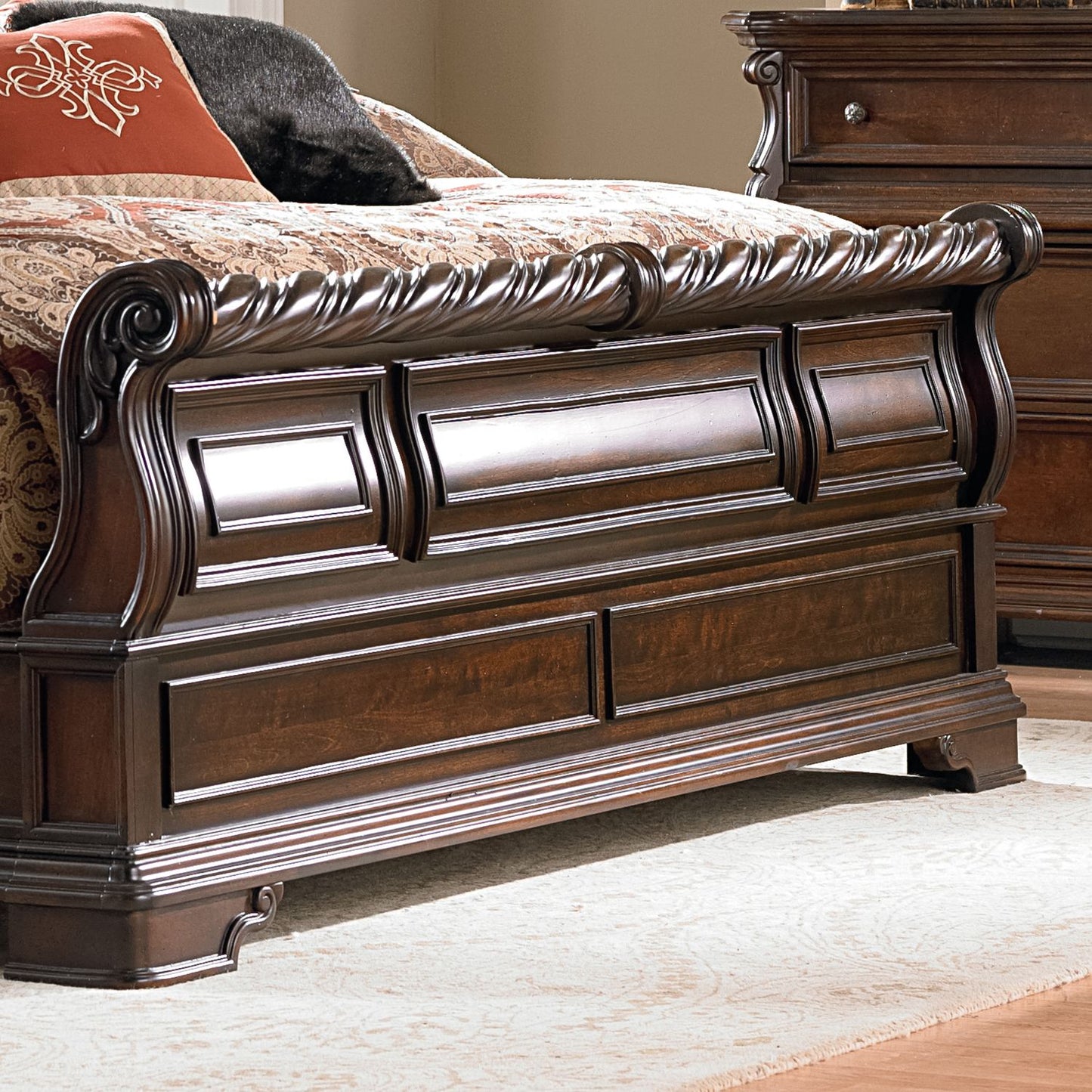 Arbor Place Queen Sleigh Bed
