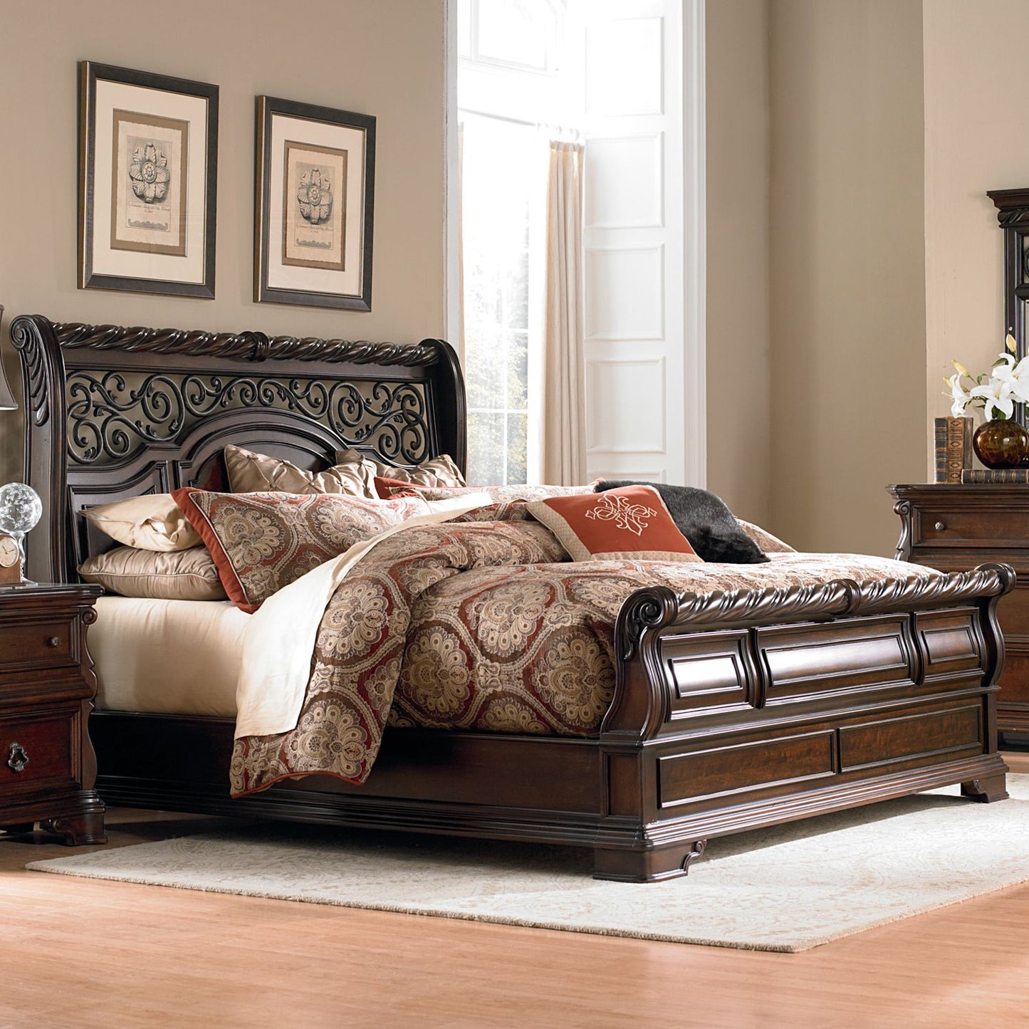 Arbor Place Queen Sleigh Bed