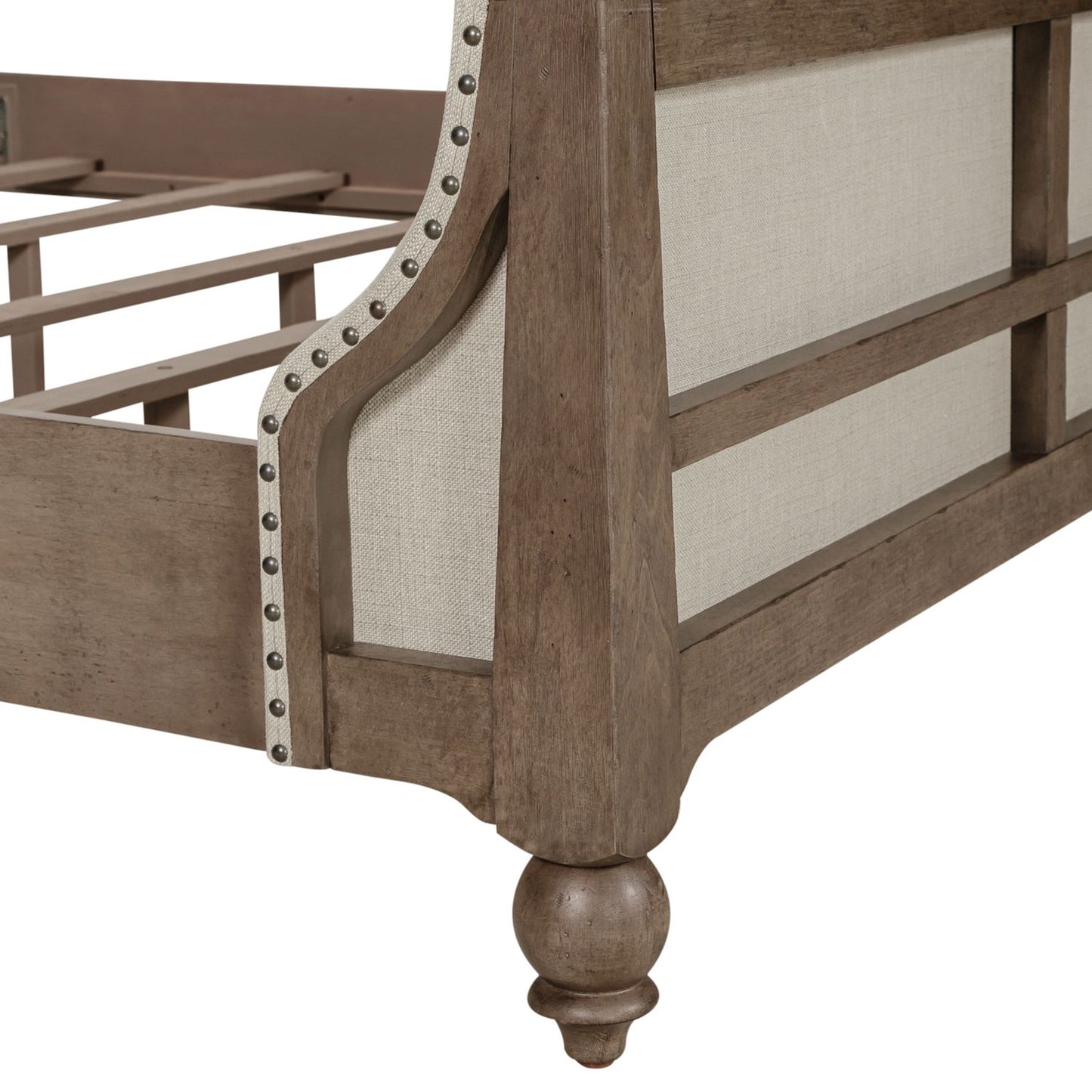 Americana Farmhouse Shelter Bed