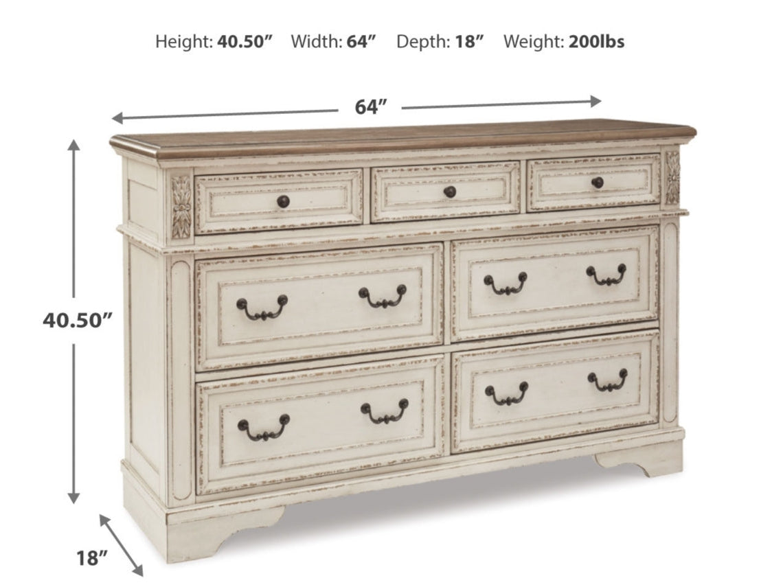 Realyn 7 Drawer Dresser