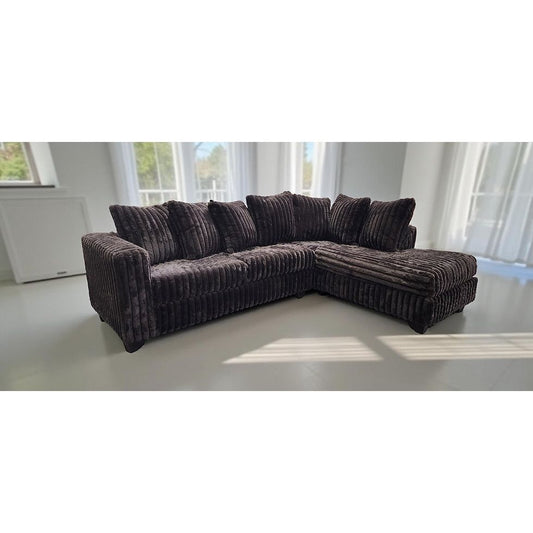 Gia Sectional Chocolate