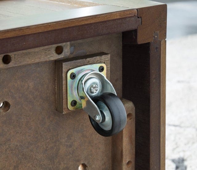 T738-20 Coffee Table