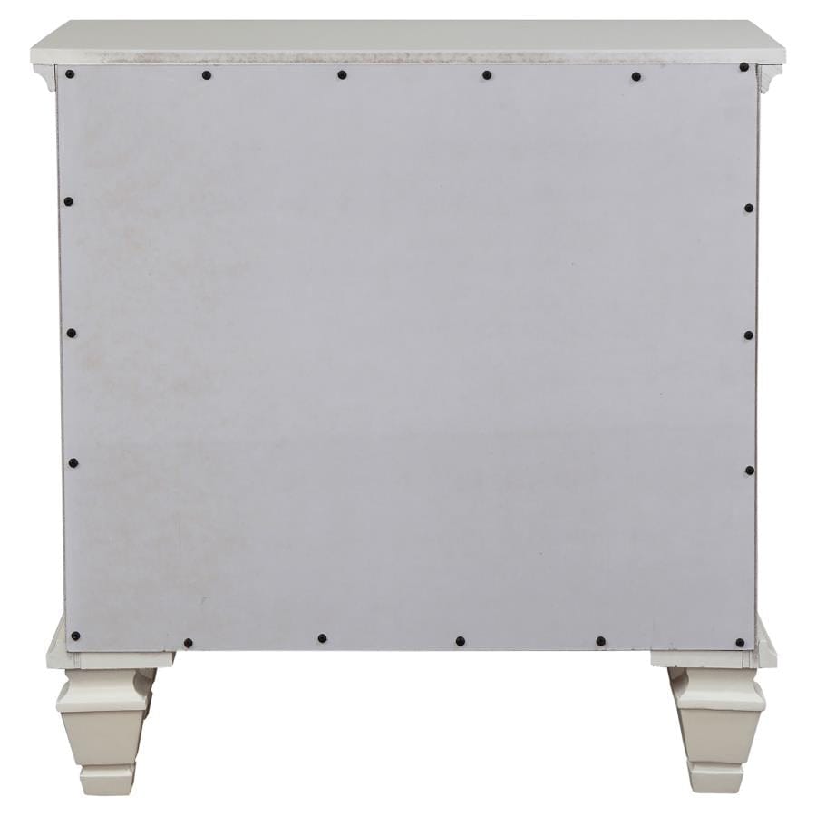 Sandy Beach 3-drawer Nightstand Buttermilk