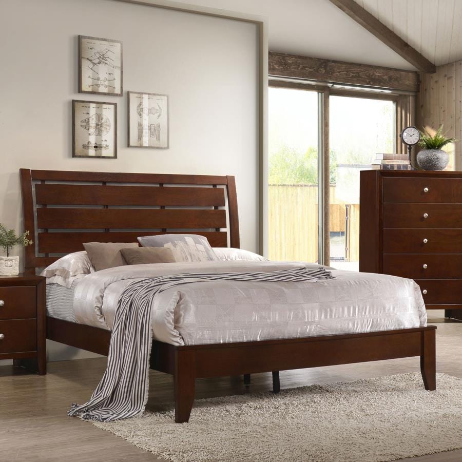 Serenity Queen Panel Bed Rich Merlot