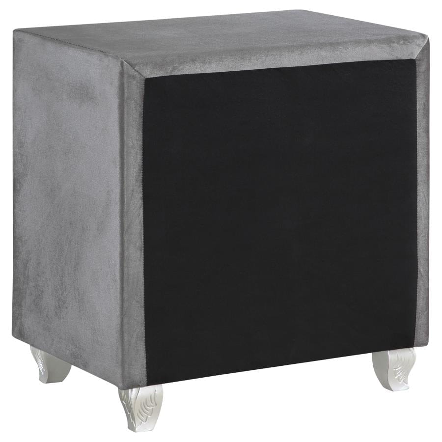 Deanna Upholstered Tufted Bedroom Set Grey