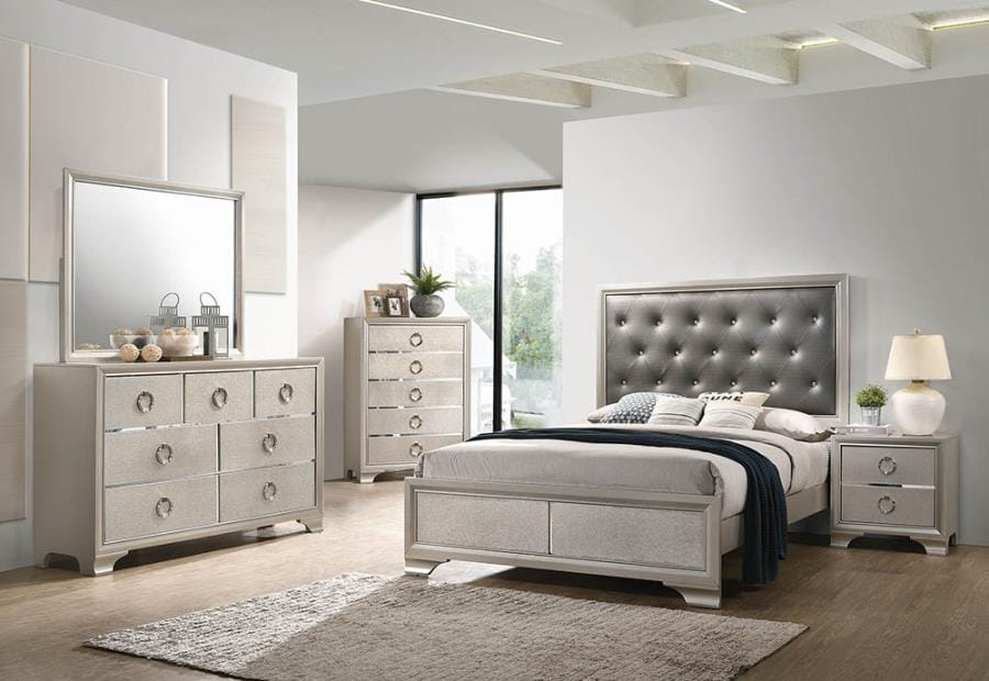 Salford 5-piece Eastern King Bedroom Set Metallic Sterling