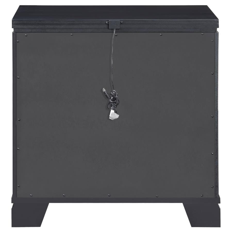 Eleanor Rectangular 3-drawer Nightstand Silver and Black