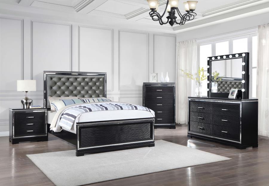 Eleanor Rectangular 3-drawer Nightstand Silver and Black
