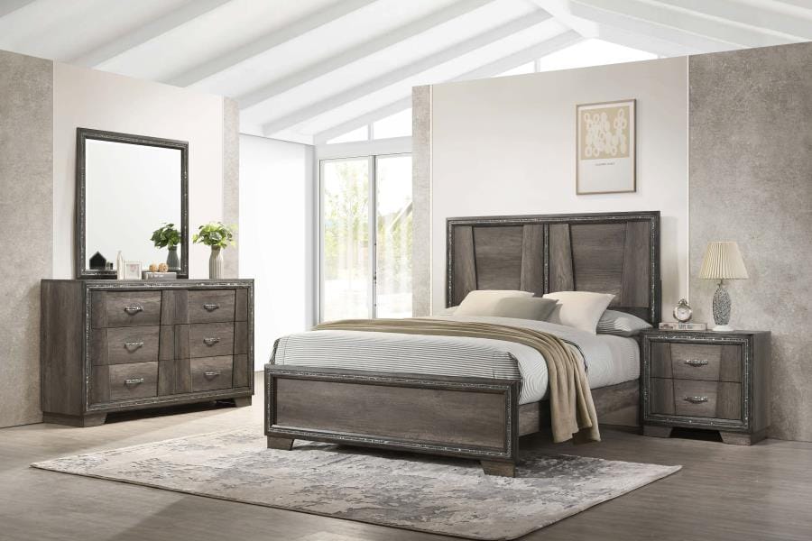 EASTERN KING BED 4 PC SET