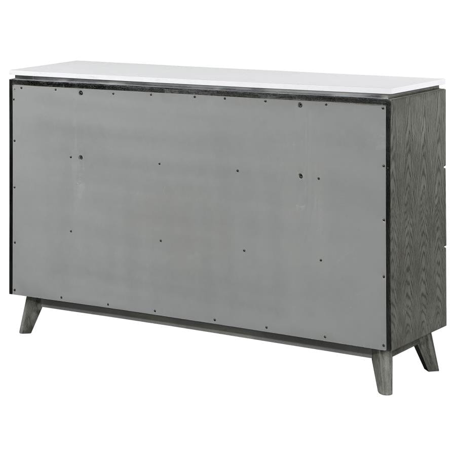 DRESSER