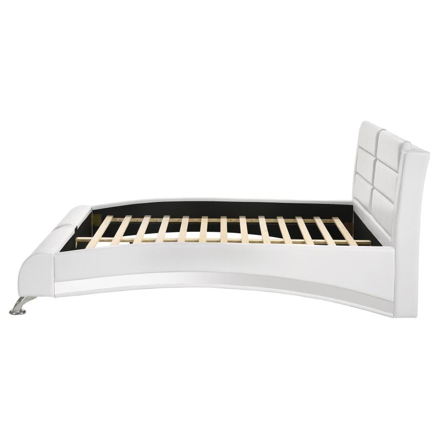 Jeremaine Full Upholstered Platform Bed Glossy White