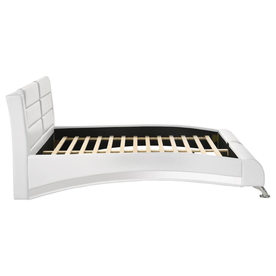 Jeremaine Full Upholstered Platform Bed Glossy White