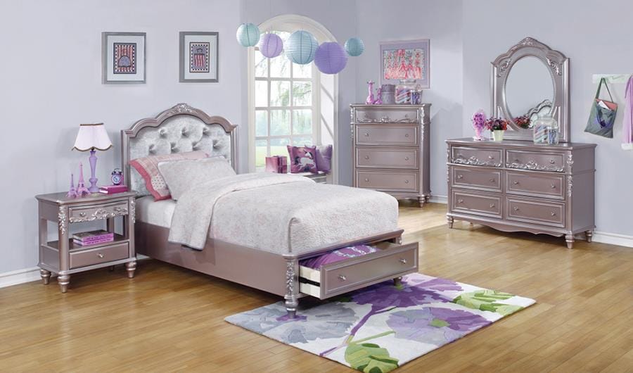 Caroline Storage Bedroom Set Metallic Lilac