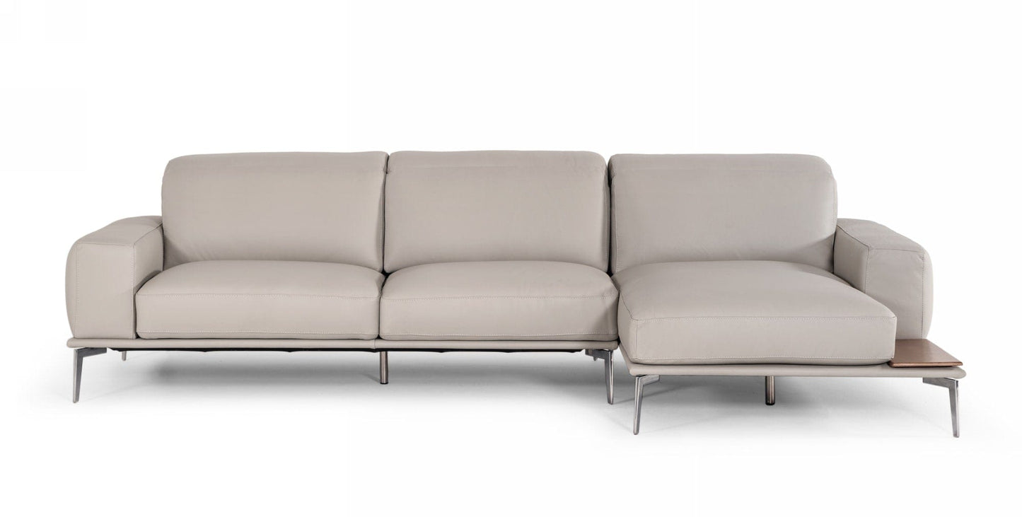 Estro Salotti Villeneuve - Italian Modern Light Grey Leather Right Facing Sectional Sofa