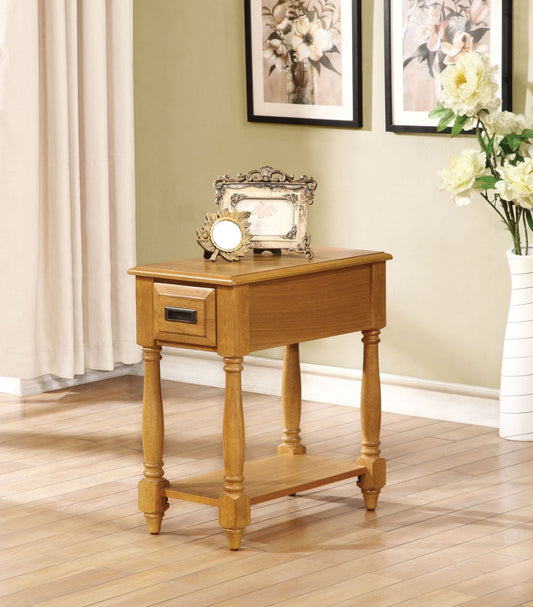 Qrabard Accent Table